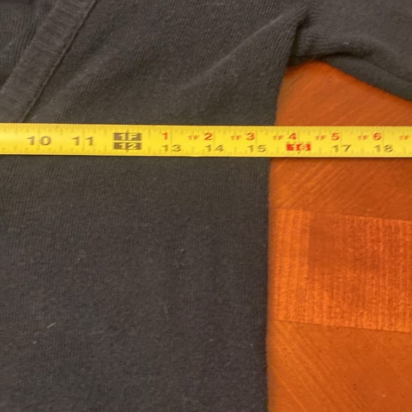 Abercrombie & Fitch LARGE Women’s Collegiate Navy Cardigan V Neck - Picture 7 of 7